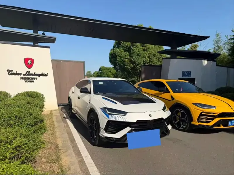 Lamborghini Urus, 2019