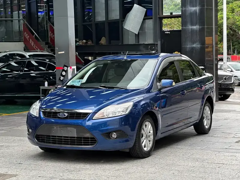 Ford Focus, 2012 — фото 1