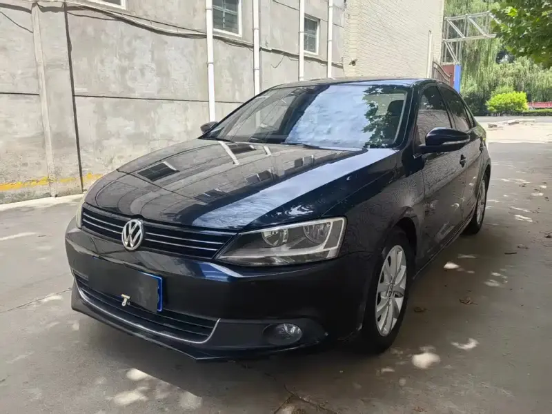 Volkswagen Sagitar, 2013