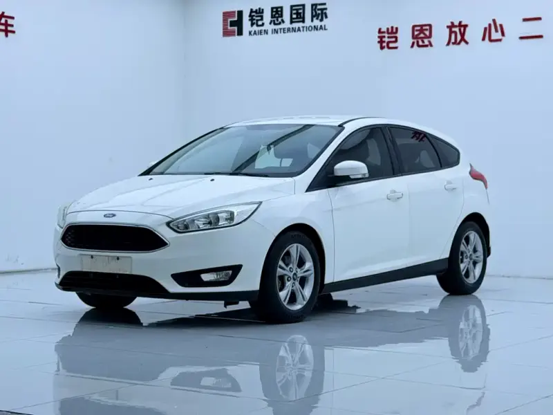 Ford Focus, 2015 — фото 1