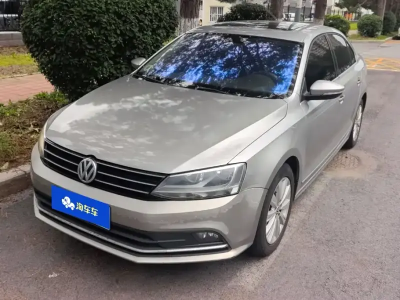 Volkswagen Sagitar, 2015