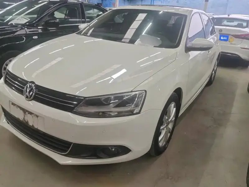 Volkswagen Sagitar, 2013