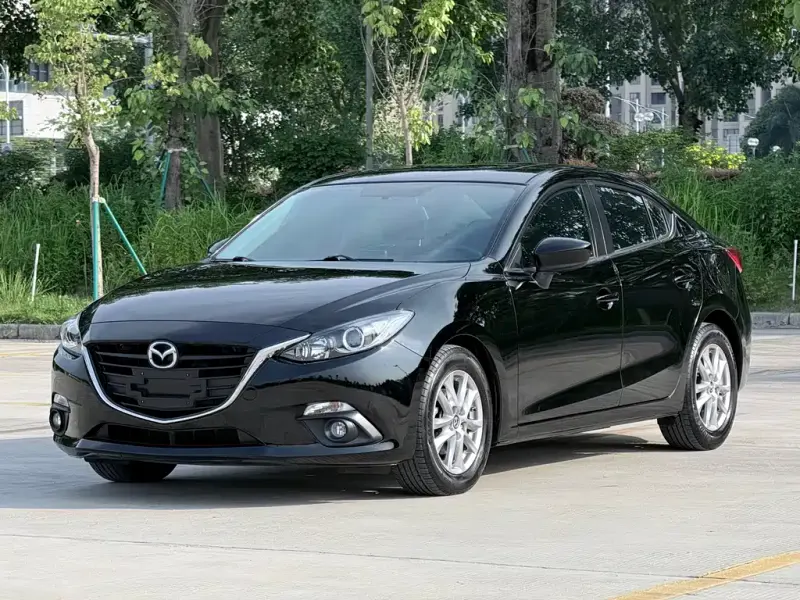 Mazda 3 Axela, 2016