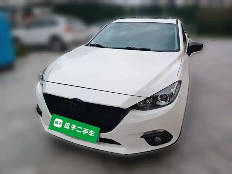Mazda 3 Axela, 2016