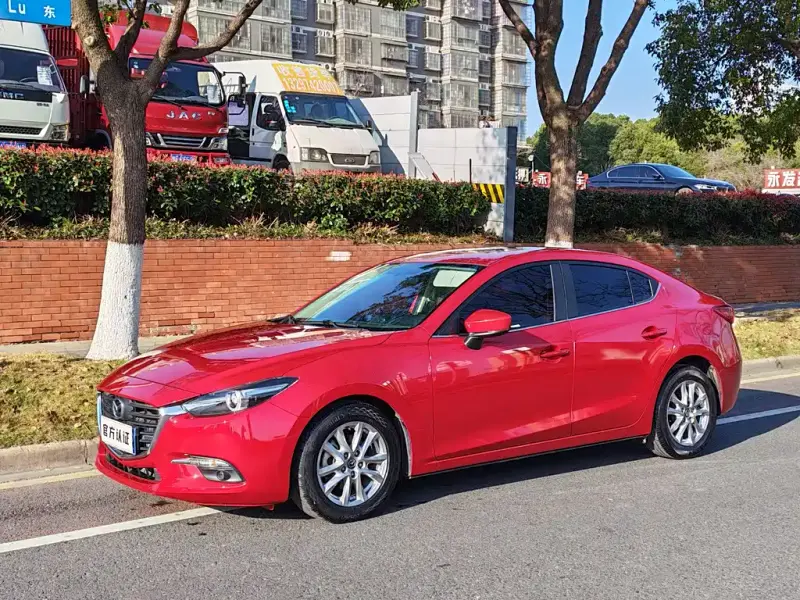 Mazda 3 Axela, 2018