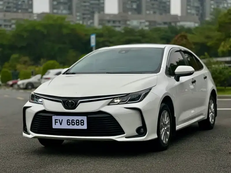Toyota Corolla, 2019 — фото 1