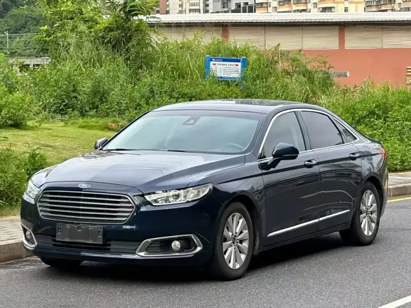 Ford Taurus, 2017