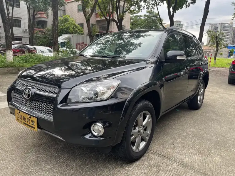 Toyota RAV4, 2013