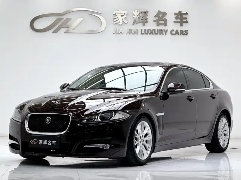 Jaguar XF, 2013