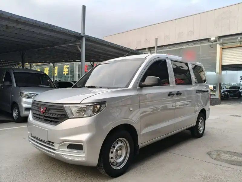 Wuling Hongguang V, 2023