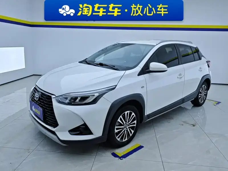 Toyota Yaris L, 2021