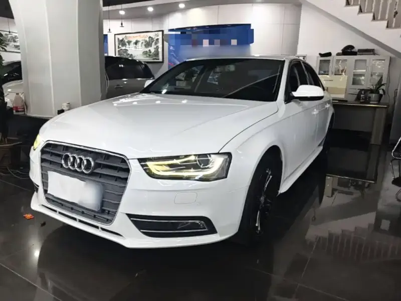 Audi A4L, 2015 — фото 1