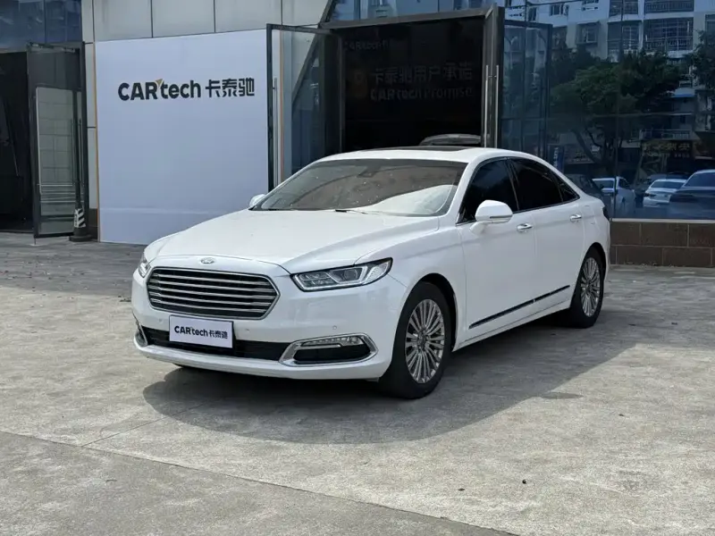 Ford Taurus, 2016