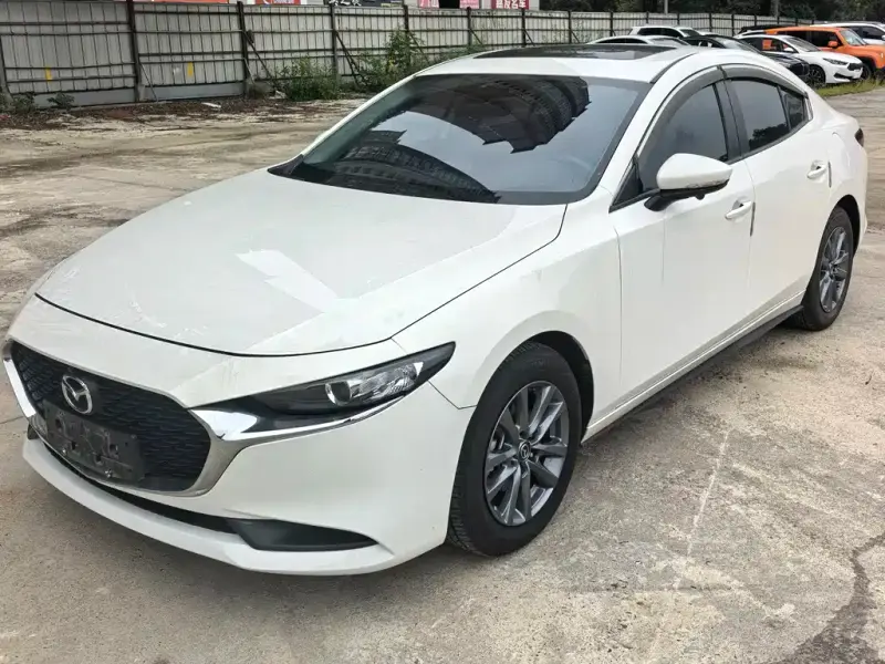 Mazda 3 Axela, 2022