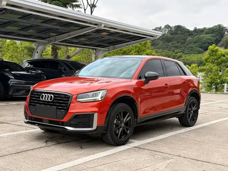 Audi Q2L, 2018