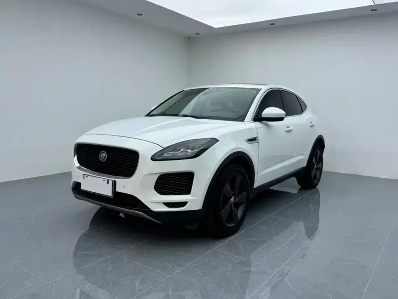 Jaguar E-PACE, 2018