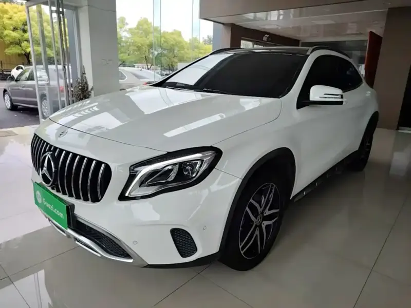 Mercedes-Benz GLA, 2017 — фото 1