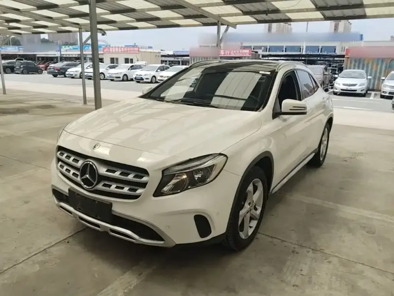 Mercedes-Benz GLA, 2018 — фото 1