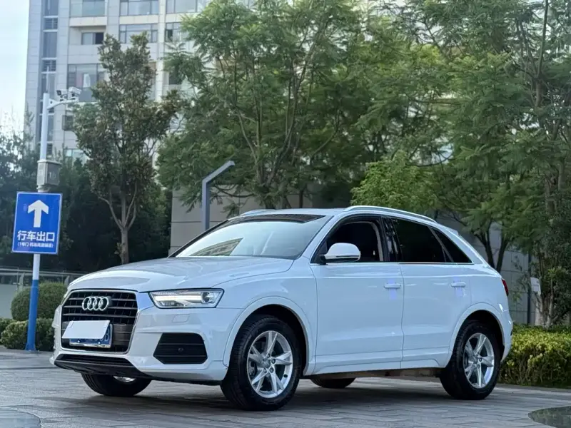 Audi Q3, 2017 — фото 1