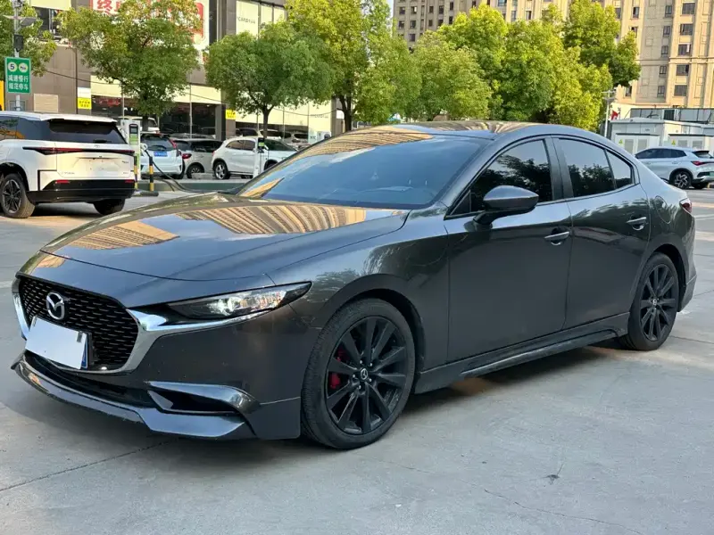 Mazda 3 Axela, 2024