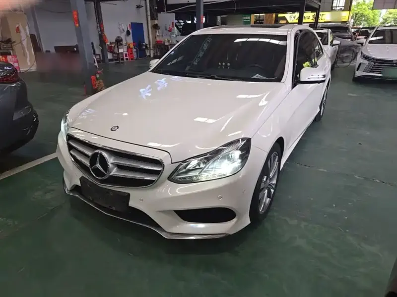 Mercedes-Benz E-Class, 2015