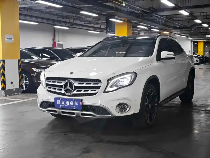 Mercedes-Benz GLA, 2018 — фото 1