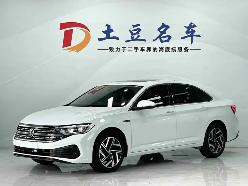 Volkswagen Sagitar, 2022