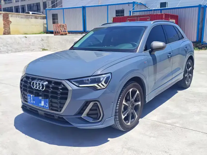 Audi Q3, 2022