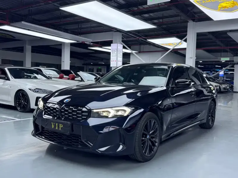 BMW 3 Series, 2022