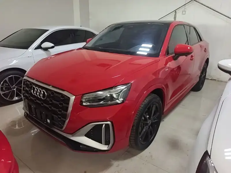 Audi Q2L, 2023