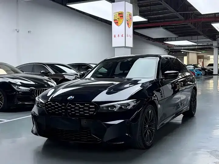 BMW 3 Series, 2023