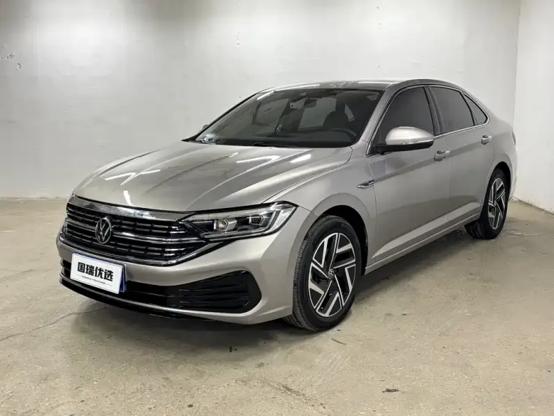 Volkswagen Sagitar, 2022