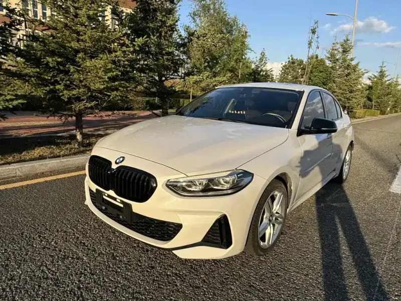 BMW 1 Series, 2023