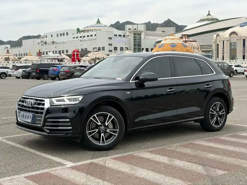 Audi Q5L, 2019