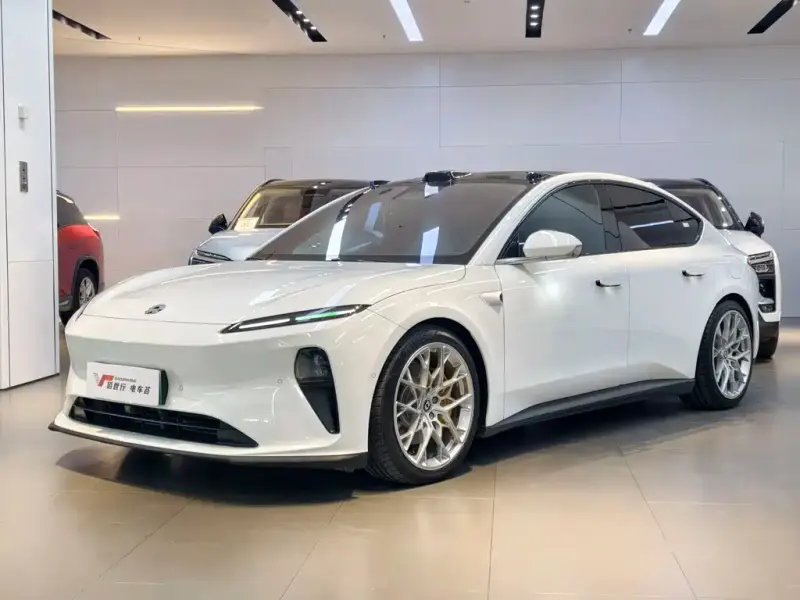 NIO ET5, 2024