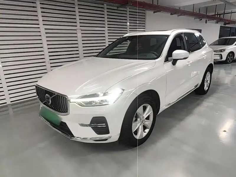Volvo XC60, 2021 — фото 1