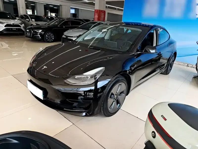 Tesla Model 3, 2023