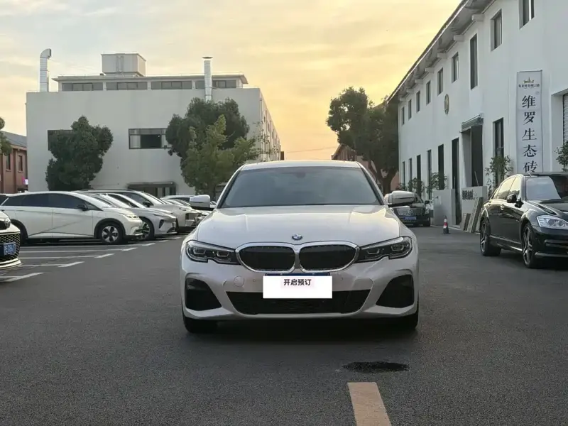BMW 3 Series, 2020