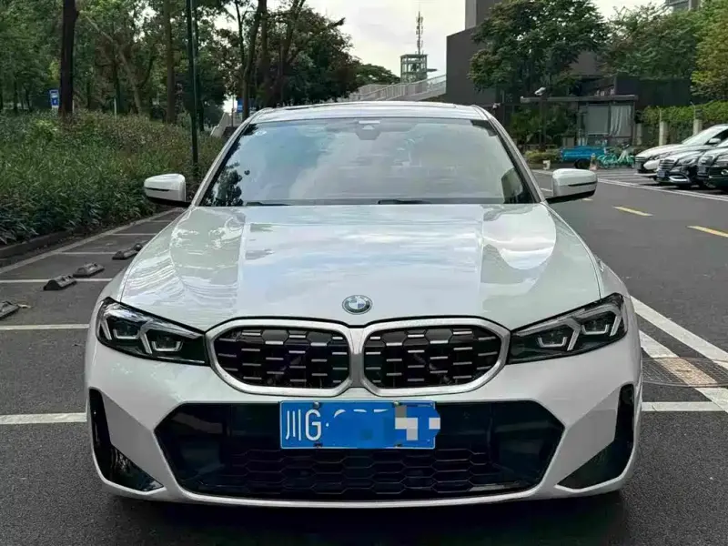 BMW 3 Series, 2024