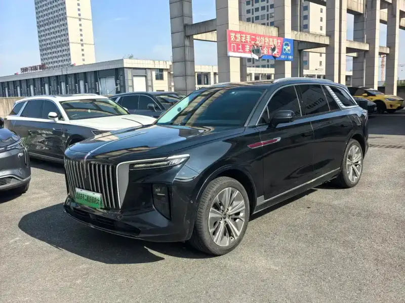 Hongqi E-HS9, 2022