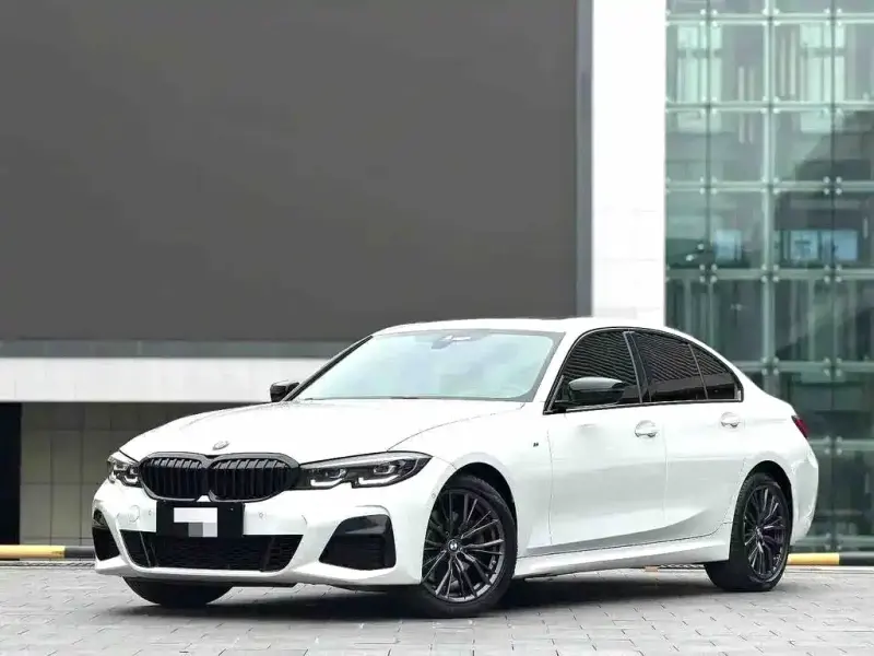 BMW 3 Series, 2022
