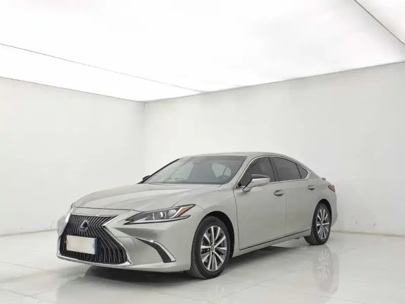 Lexus ES, 2018
