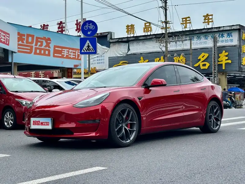 Tesla Model 3, 2021