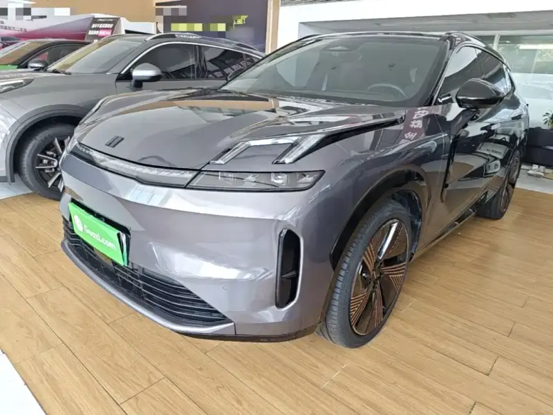 Lynk & Co 08 EM-P, 2024
