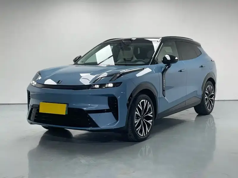 Lynk & Co 08 EM-P, 2025