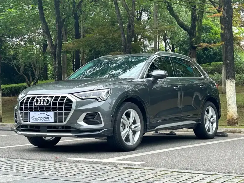 Audi Q3, 2022 — фото 1