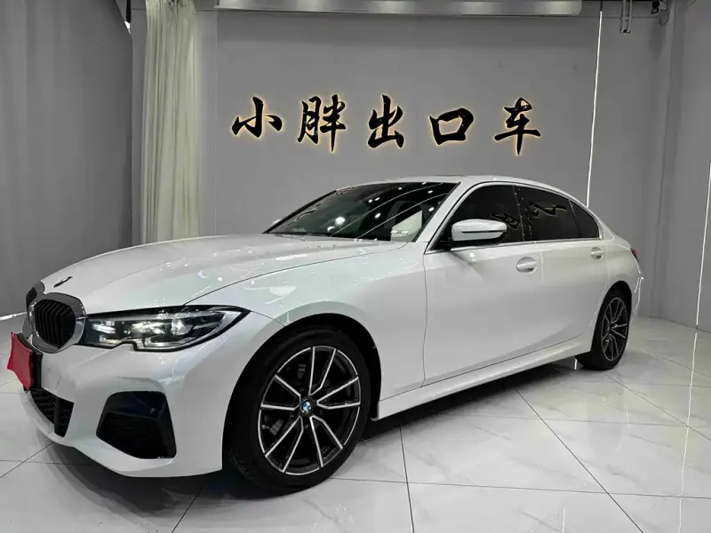 BMW 3 Series, 2022