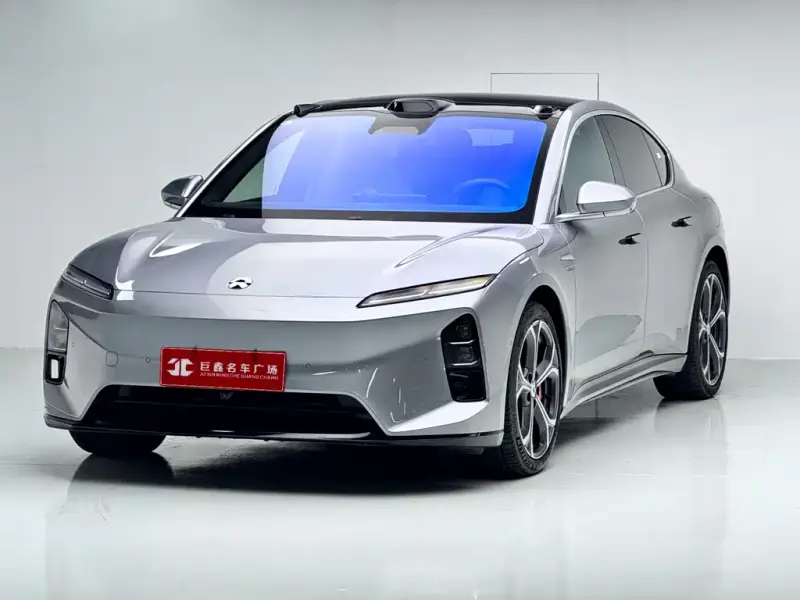 NIO ET5, 2025