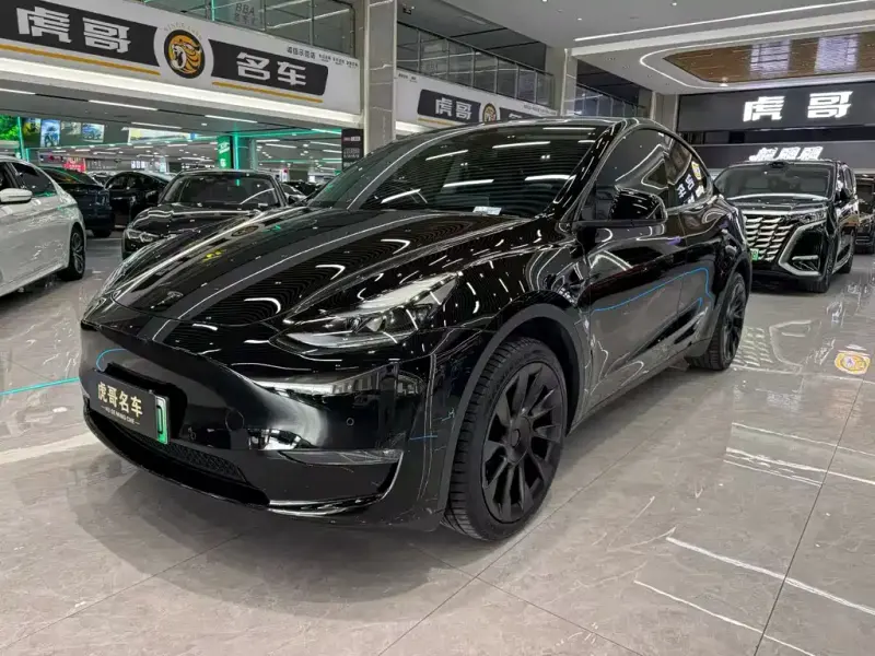 Tesla Model Y, 2023