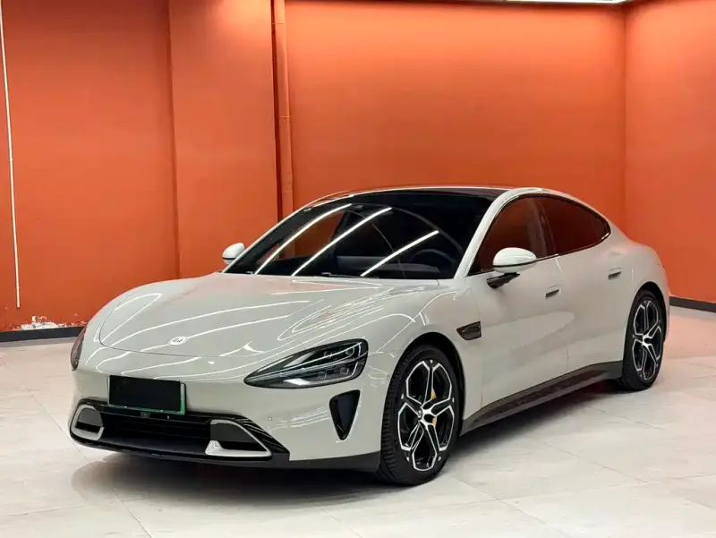 Xiaomi SU7, 2025